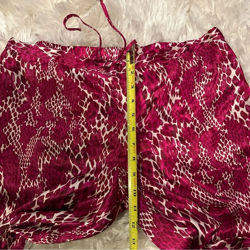 Natori Cruz Satin Snake / Leapord Print Pajama Set Hot Pink Maroon Cream L? - Picture 7 of 14
